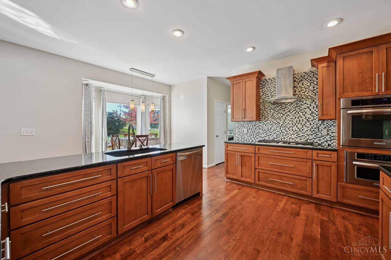 Mason, Ohio, 45040, United States, 5 Bedrooms Bedrooms, ,5 BathroomsBathrooms,Residential,For Sale,1988349