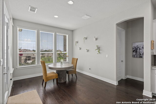 San Antonio, Texas, 78261, United States, 5 Bedrooms Bedrooms, ,5 BathroomsBathrooms,Residential,For Sale,1827097