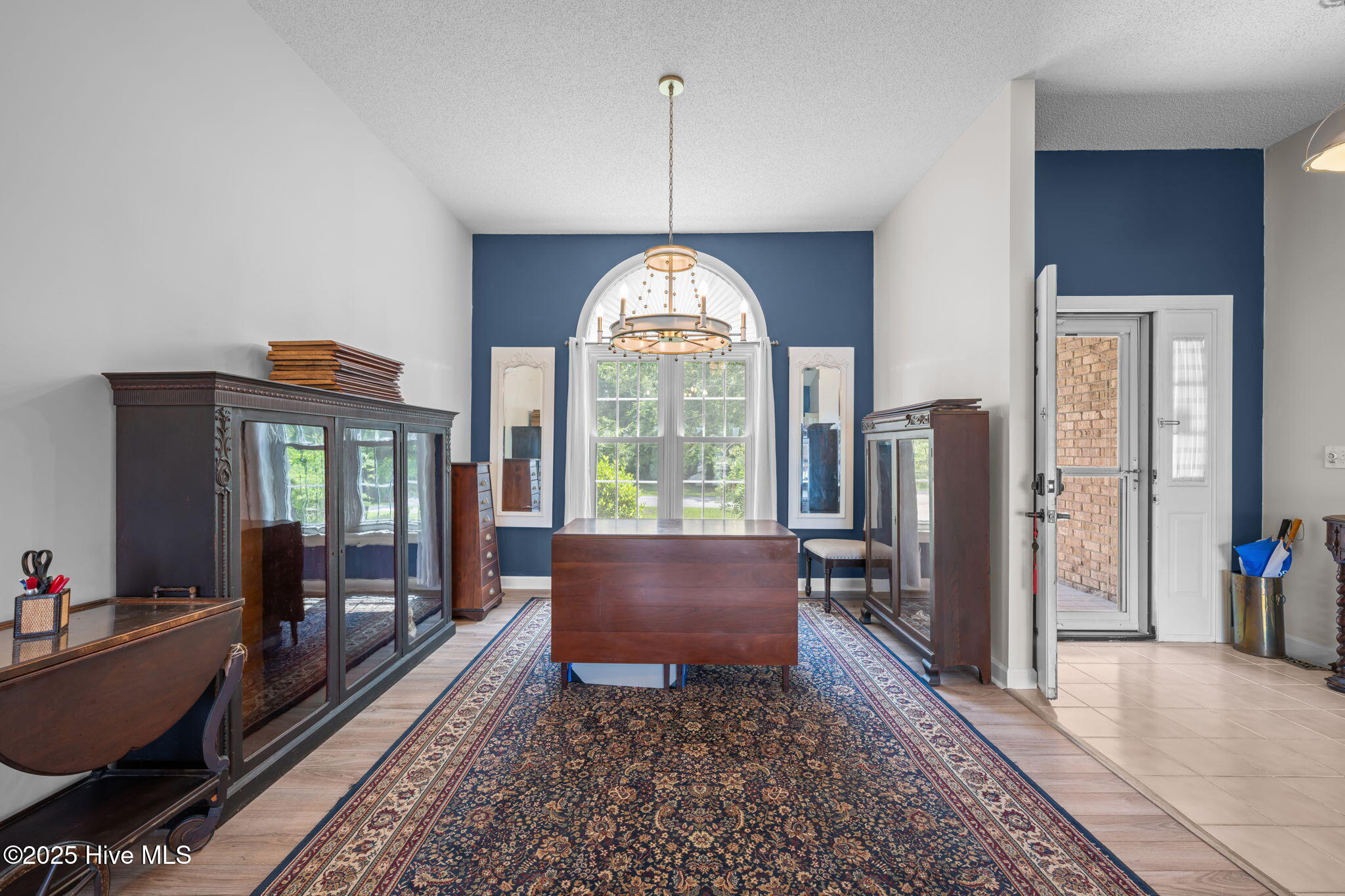 New Bern, North Carolina, 28560, United States, 4 Bedrooms Bedrooms, ,3 BathroomsBathrooms,Residential,For Sale,1946891