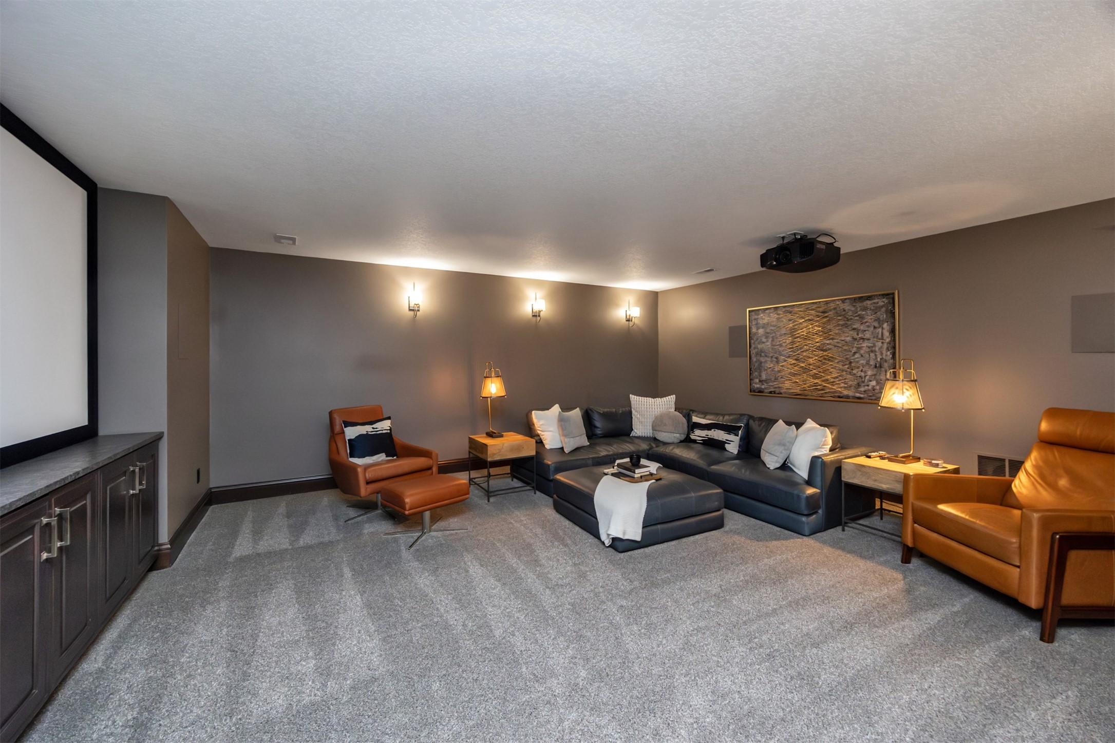 Waukee, Iowa, 50263, United States, 6 Bedrooms Bedrooms, ,7 BathroomsBathrooms,Residential,For Sale,1763333