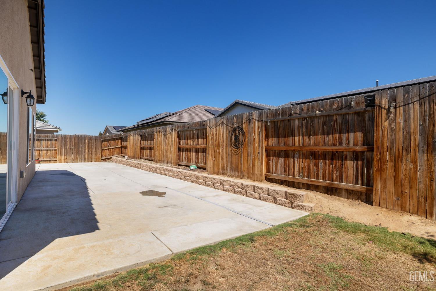 Bakersfield, California, 93314, United States, 5 Bedrooms Bedrooms, ,3 BathroomsBathrooms,Residential,For Sale,1821031