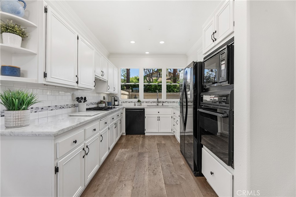 Laguna Niguel, California, 92677, United States, 2 Bedrooms Bedrooms, ,2 BathroomsBathrooms,Residential,For Sale,1947960