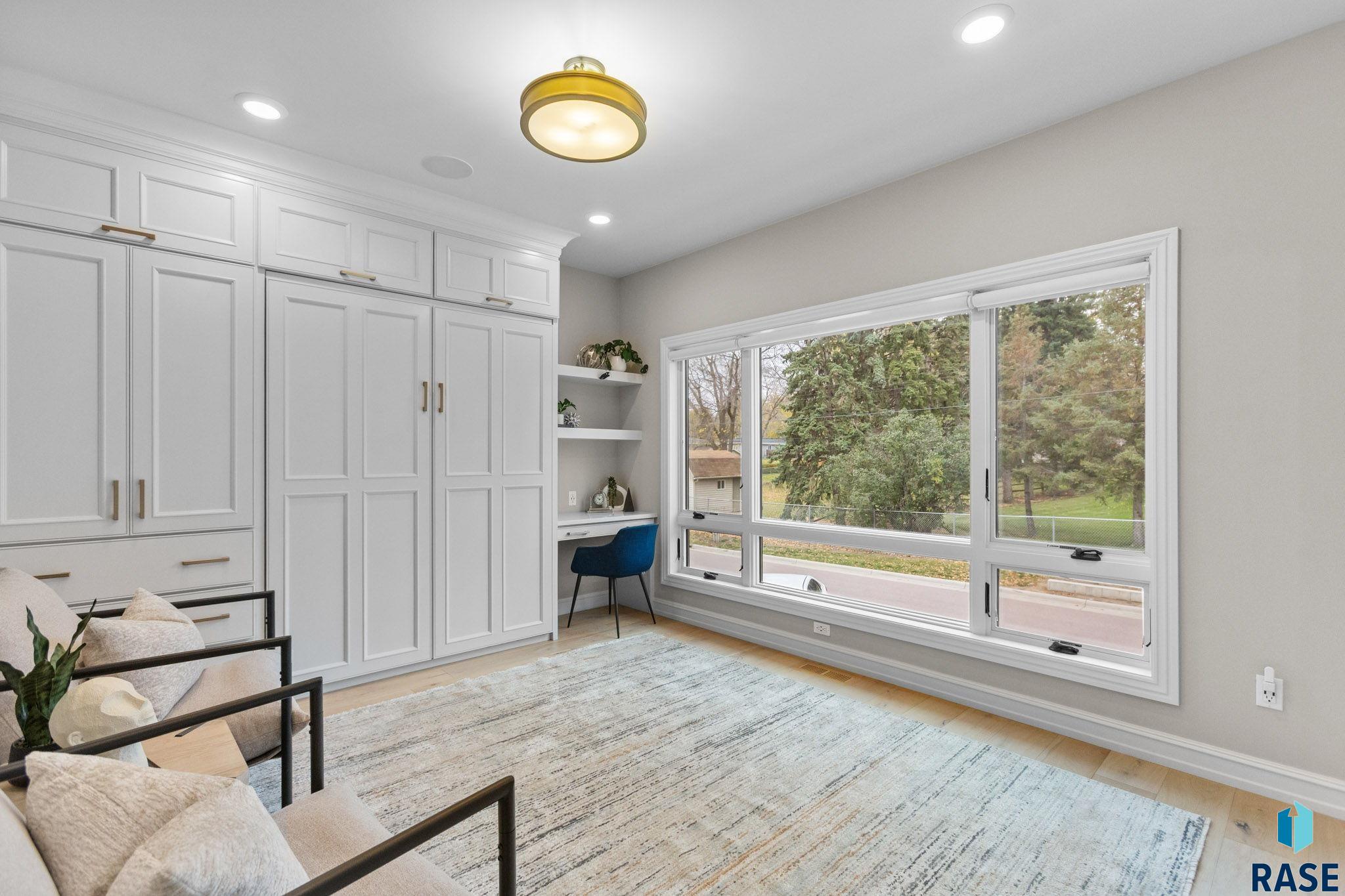 Sioux Falls, South Dakota, 57106, United States, 3 Bedrooms Bedrooms, ,2 BathroomsBathrooms,Residential,For Sale,1986319