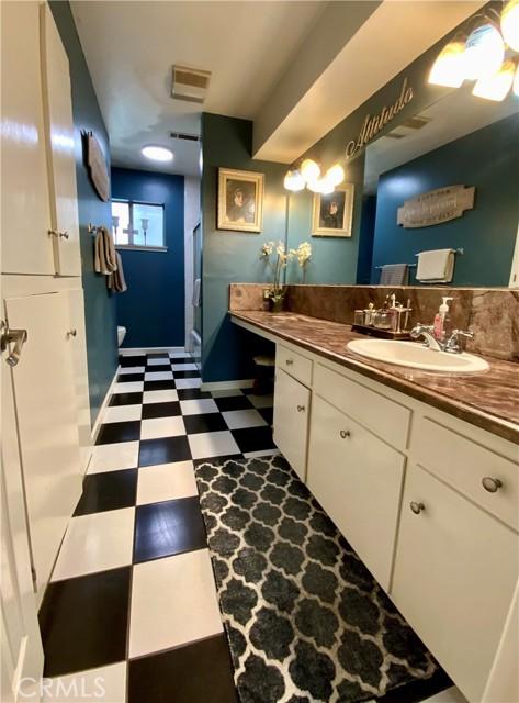 Oakhurst, California, 93644, United States, 7 Bedrooms Bedrooms, ,4 BathroomsBathrooms,Residential,For Sale,2005904