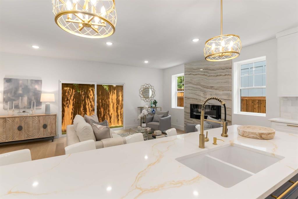 McKinney, Texas, 75069, United States, 4 Bedrooms Bedrooms, ,4 BathroomsBathrooms,Residential,For Sale,2002126