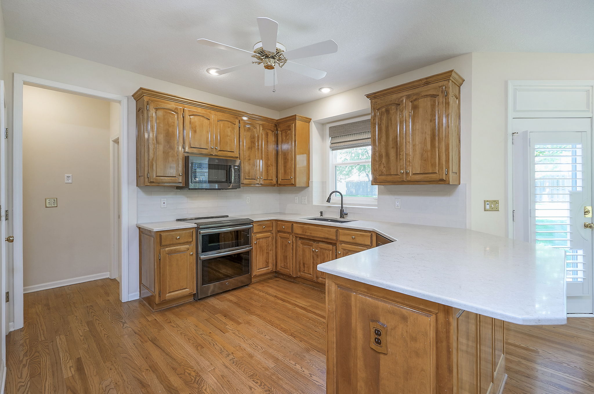  15223 Woodson Lane, Overland Park, KS 66223 - 物件實景