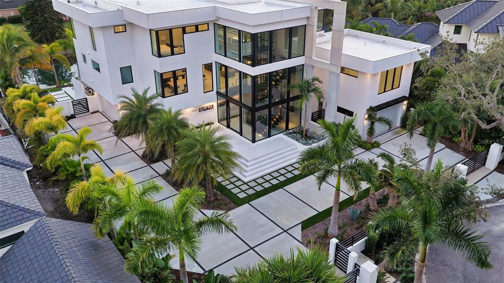 Sarasota, Florida, 34239, United States, 5 Bedrooms Bedrooms, ,8 BathroomsBathrooms,Residential,For Sale,1991570