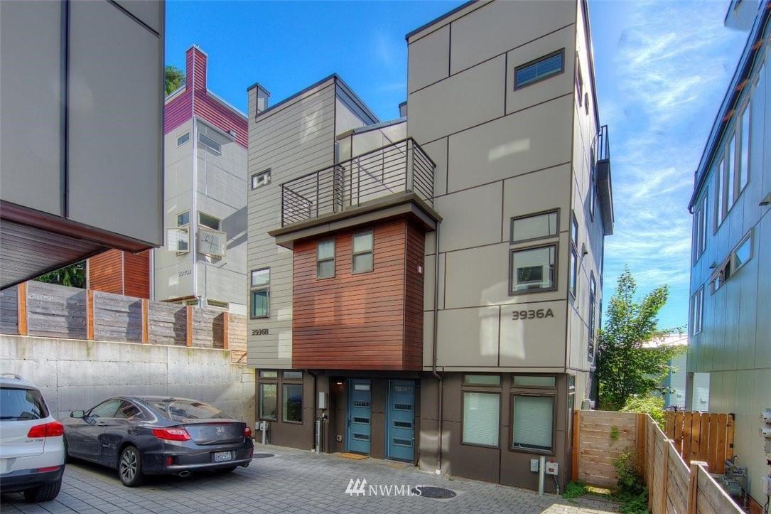 3936 FIRST AVENUE NE B, SEATTLE, Washington, 98105, United States, 3 Bedrooms Bedrooms, ,3 BathroomsBathrooms,Residential,For Sale,3936 FIRST AVENUE NE B,1619689