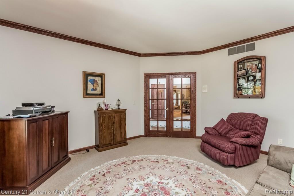 Farmington Hills, Michigan, 48331, United States, 6 Bedrooms Bedrooms, ,7 BathroomsBathrooms,Residential,For Sale,1914340