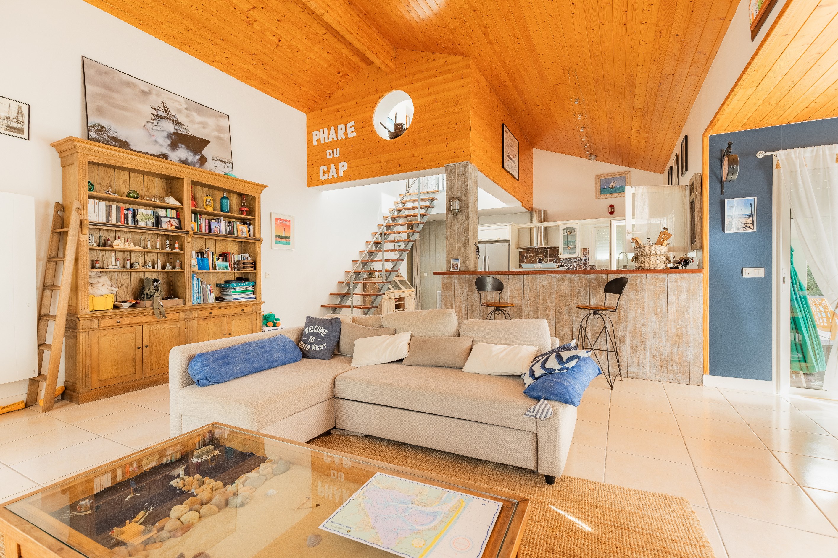  FAMILY HOME – 5 BEDROOMS – SWIMMING POOL – NEAR THE VILLAGE AND BEACHES - 物件實景