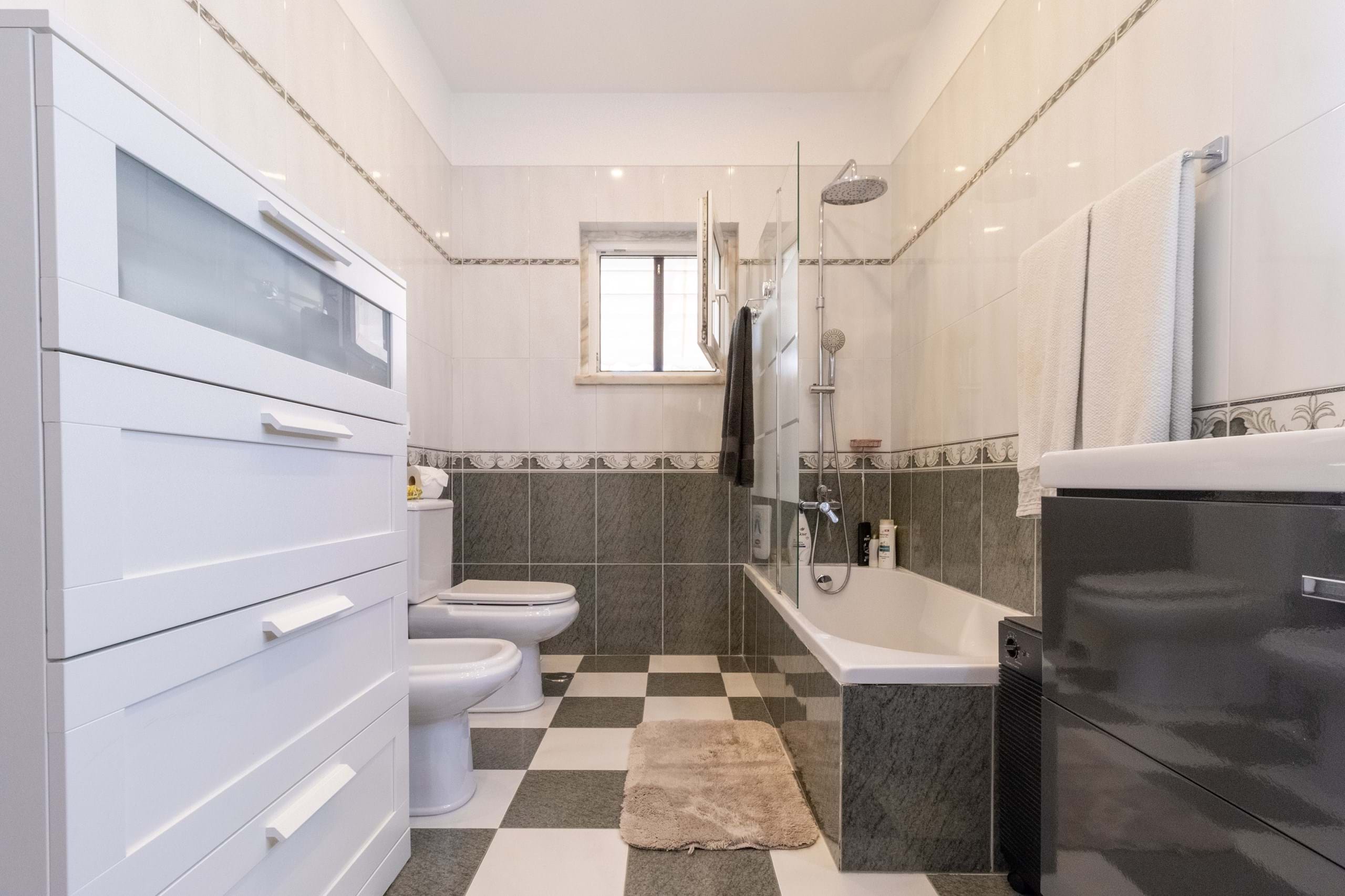 Cascais, Lisbon, 2645-436, PT, 2 Bedrooms Bedrooms, ,2 BathroomsBathrooms,Residential,For Sale,1898687