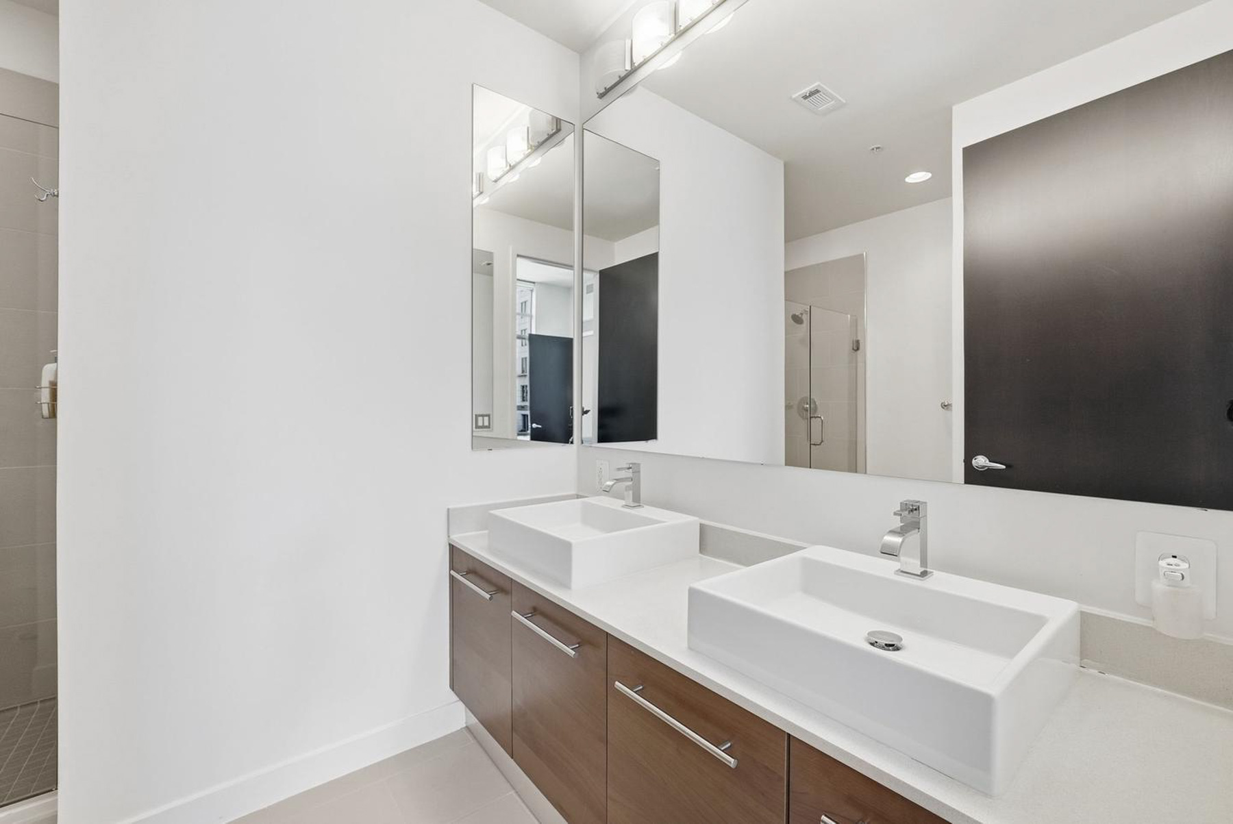  12025 New Dominion Parkway, Reston, VA, 20190 - 物件實景