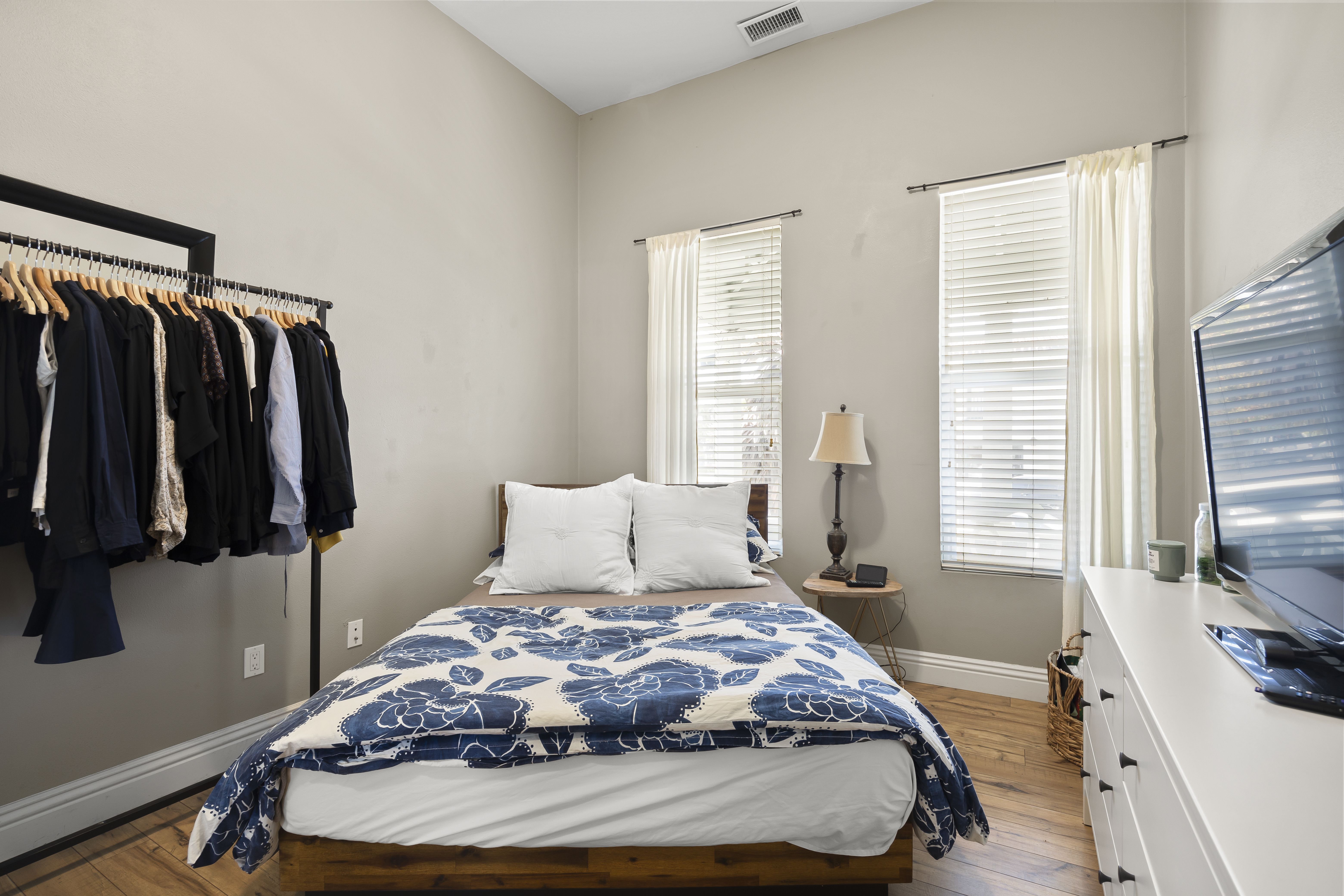 168 South Palm Street, Ventura, CA 93001 - 物件實景
