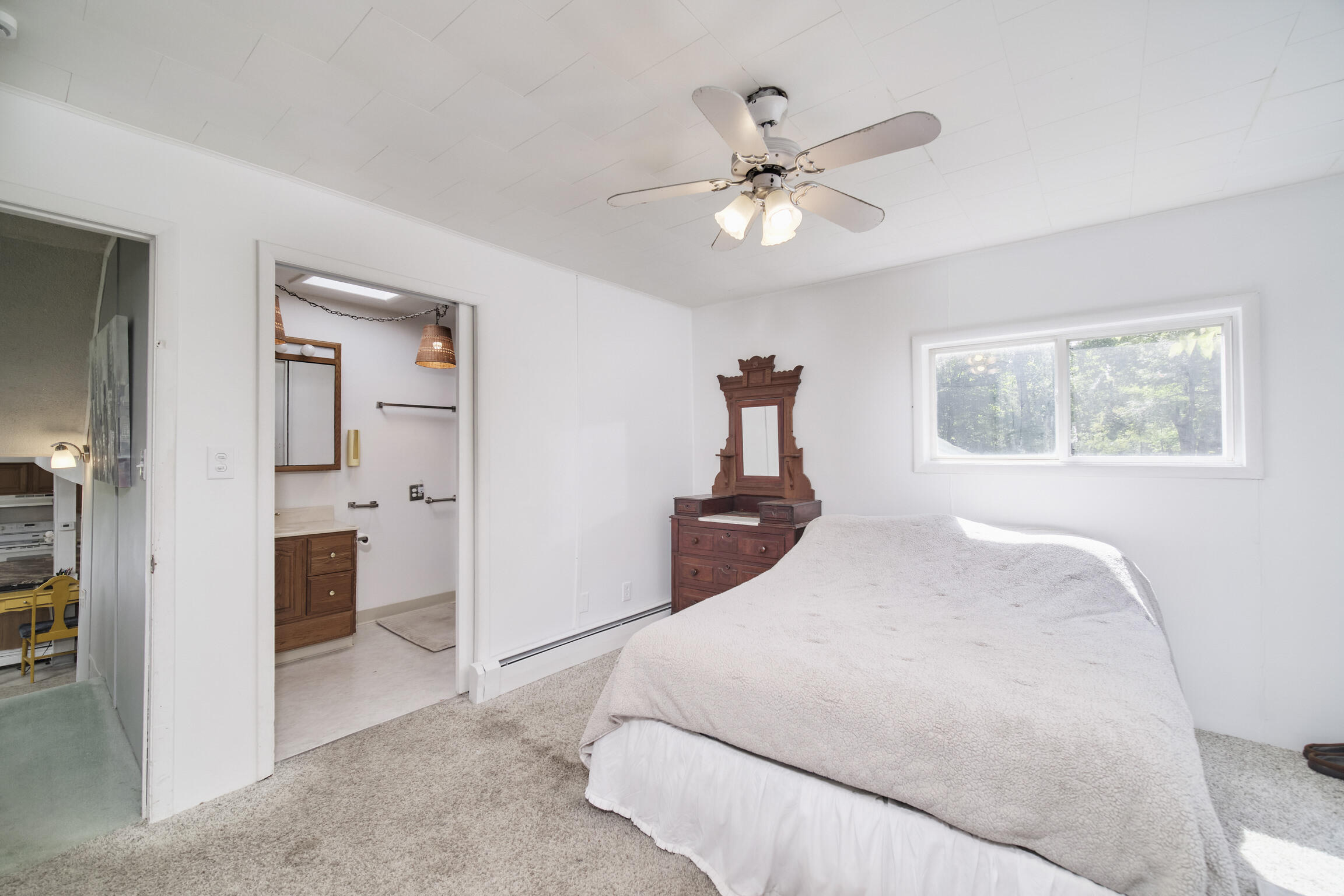 Manistee, Michigan, 49660, United States, 7 Bedrooms Bedrooms, ,3 BathroomsBathrooms,Residential,For Sale,1943241