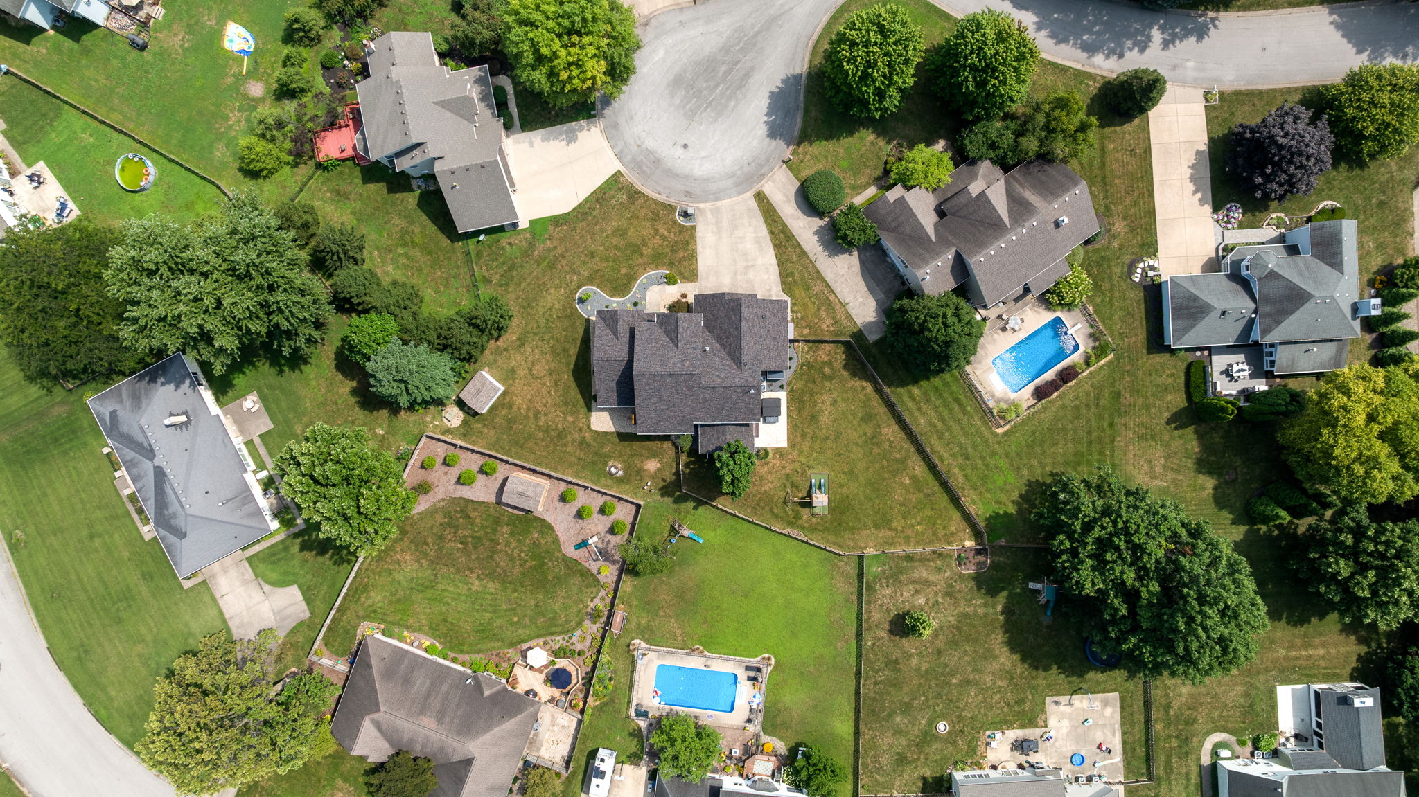 Terre Haute, Indiana, 47803, United States, 5 Bedrooms Bedrooms, ,4 BathroomsBathrooms,Residential,For Sale,1942533
