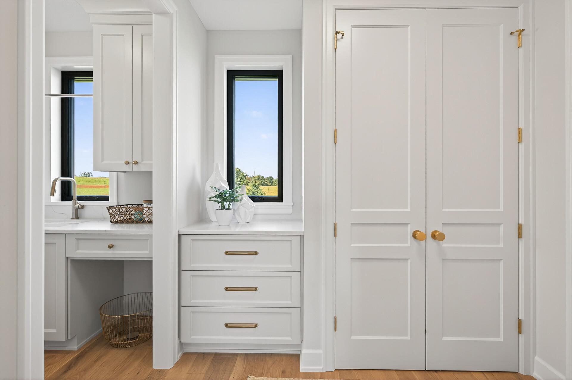 Chanhassen, Minnesota, 55331, United States, 4 Bedrooms Bedrooms, ,2 BathroomsBathrooms,Residential,For Sale,1994777