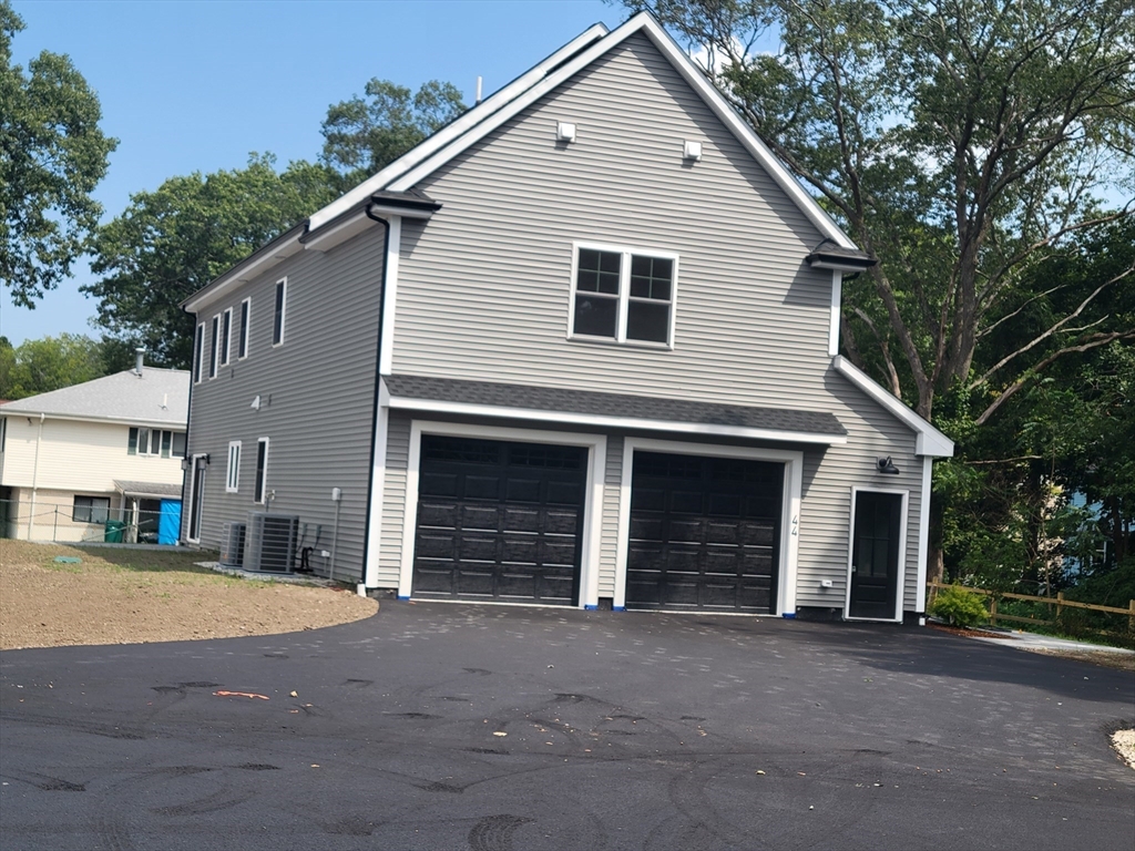 Attleboro, Massachusetts, 02703, United States, 4 Bedrooms Bedrooms, ,3 BathroomsBathrooms,Residential,For Sale,1905664