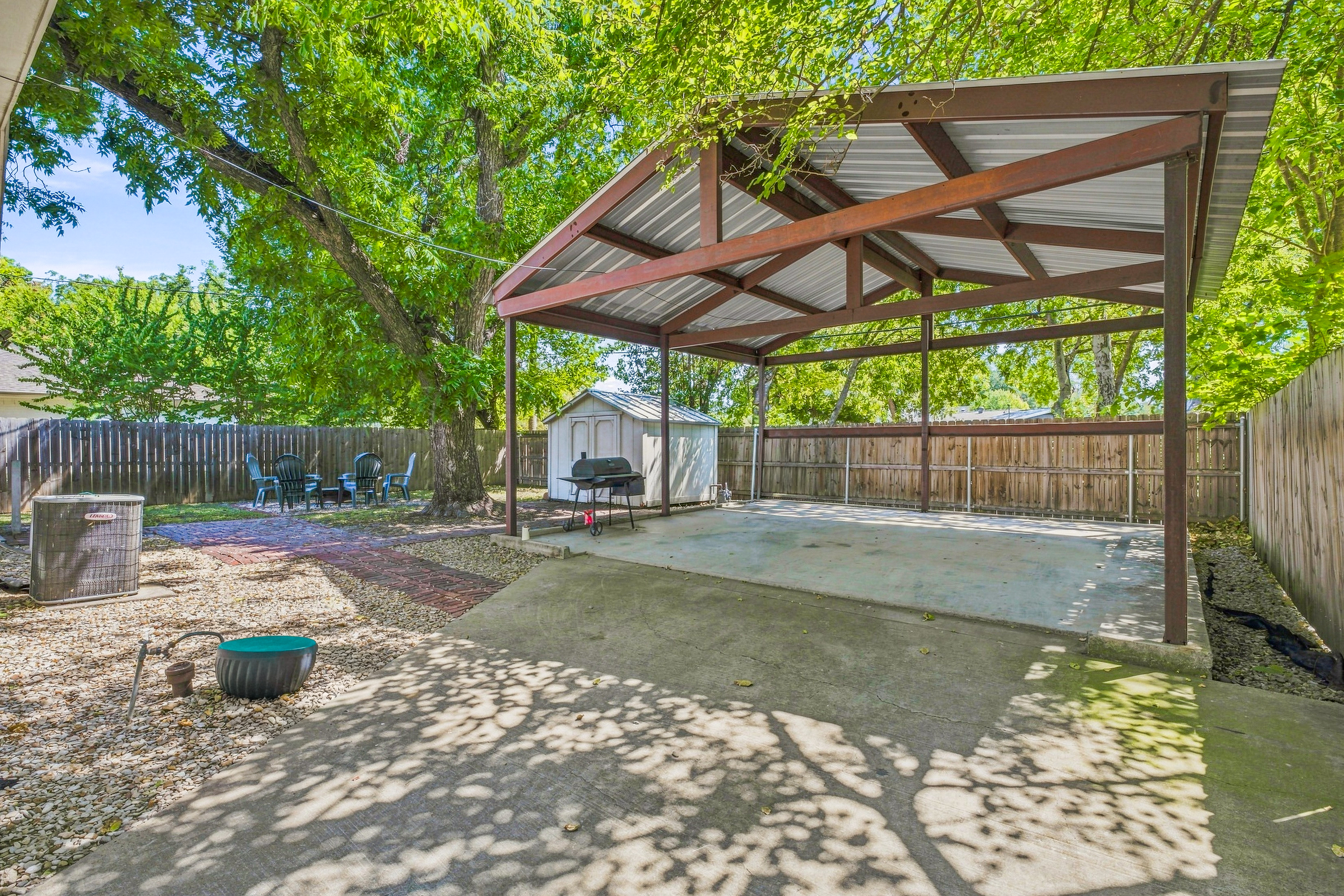  5881 Tracyne Drive, Westworth Village, TX, 76114 - 物件實景
