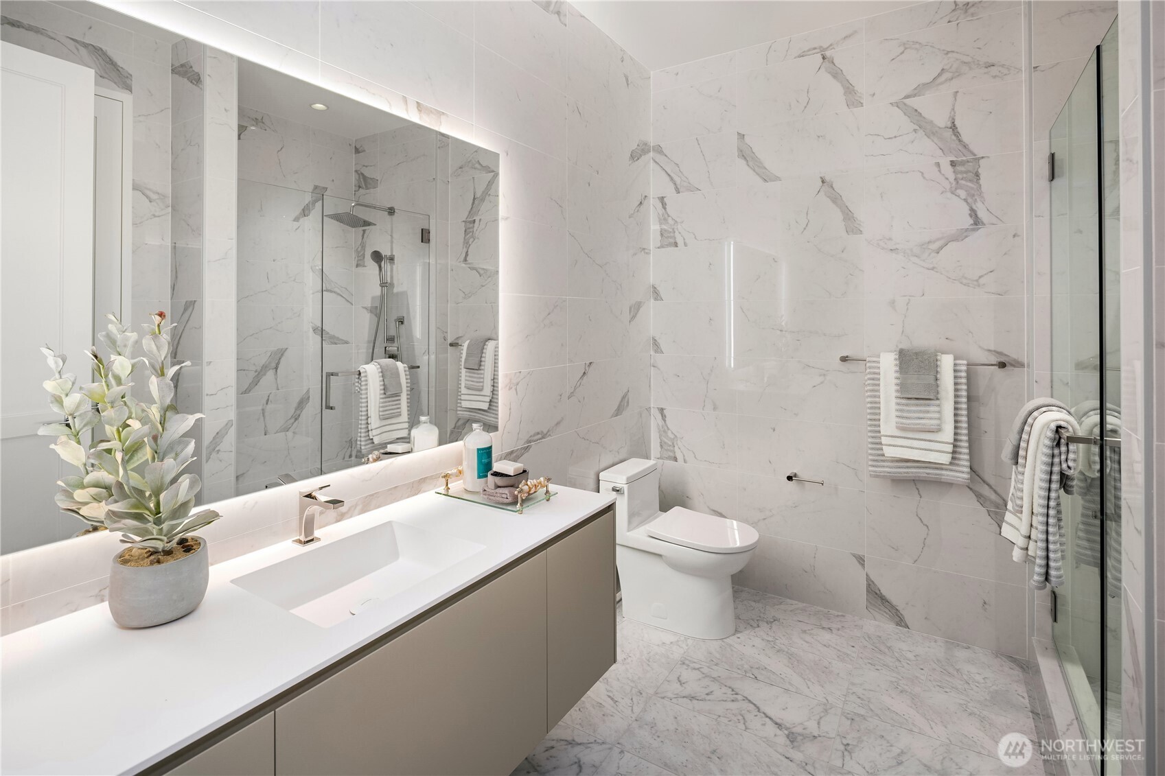 Bellevue, Washington, 98004, United States, 3 Bedrooms Bedrooms, ,3 BathroomsBathrooms,Residential,For Sale,1859717