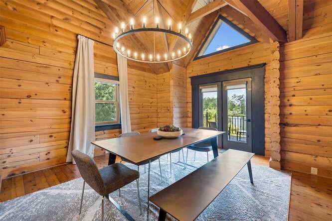 Carrollton, Georgia, 30116, United States, 5 Bedrooms Bedrooms, ,5 BathroomsBathrooms,Residential,For Sale,1803971
