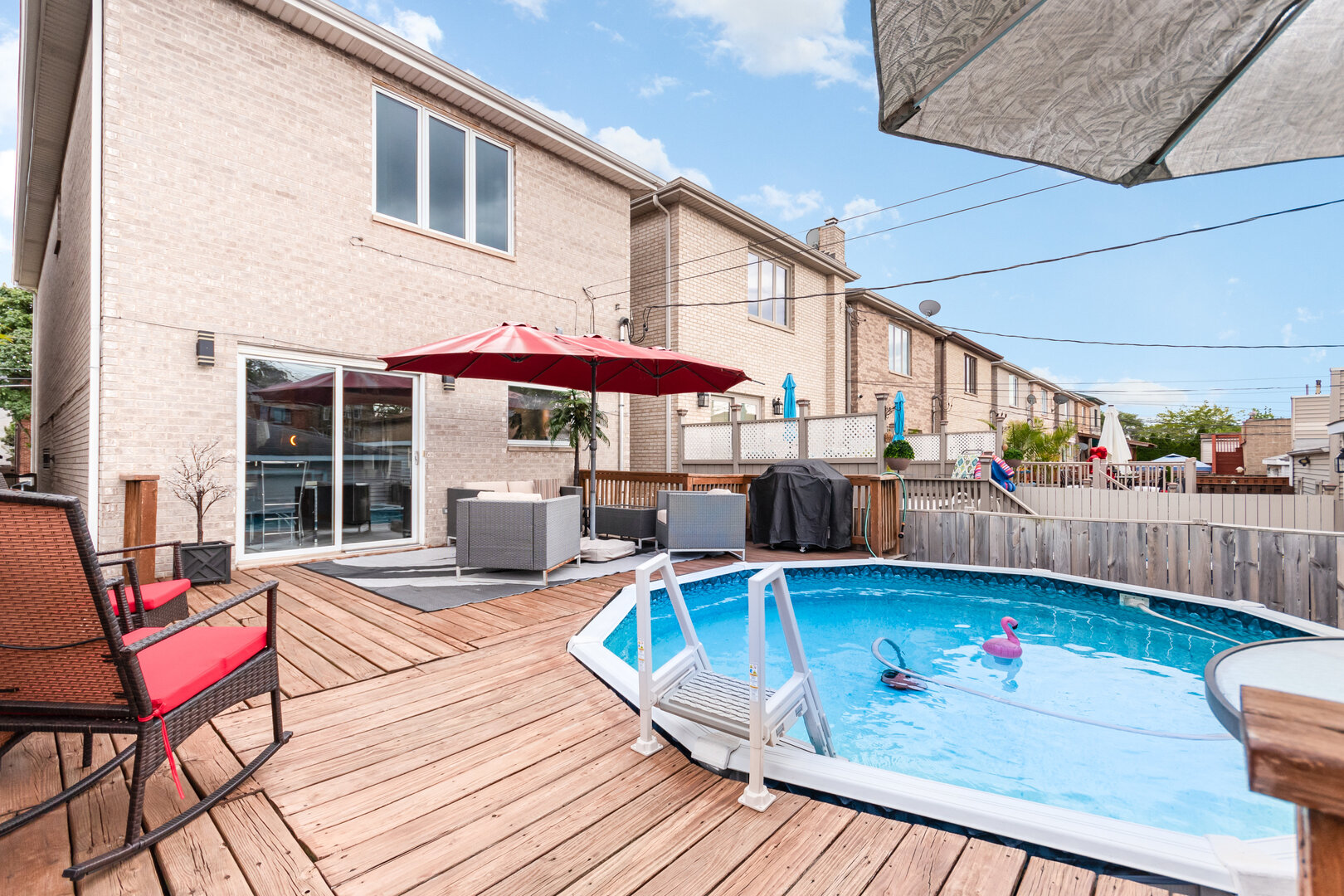 Chicago, Illinois, 60609, United States, 3 Bedrooms Bedrooms, ,3 BathroomsBathrooms,Residential,For Sale,1941639