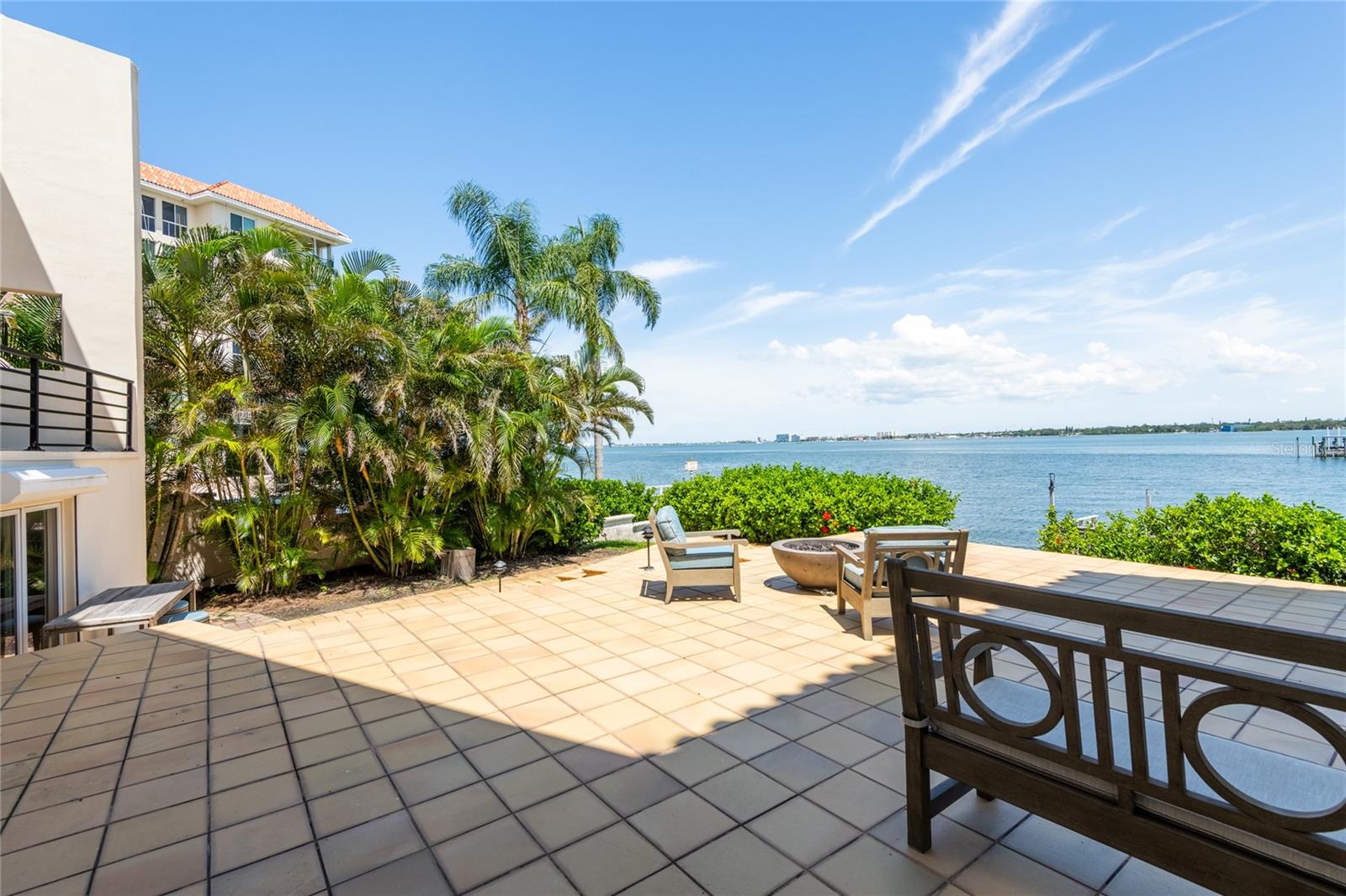 St. Petersburg, Florida, 33711, United States, 4 Bedrooms Bedrooms, ,4 BathroomsBathrooms,Residential,For Sale,1900665