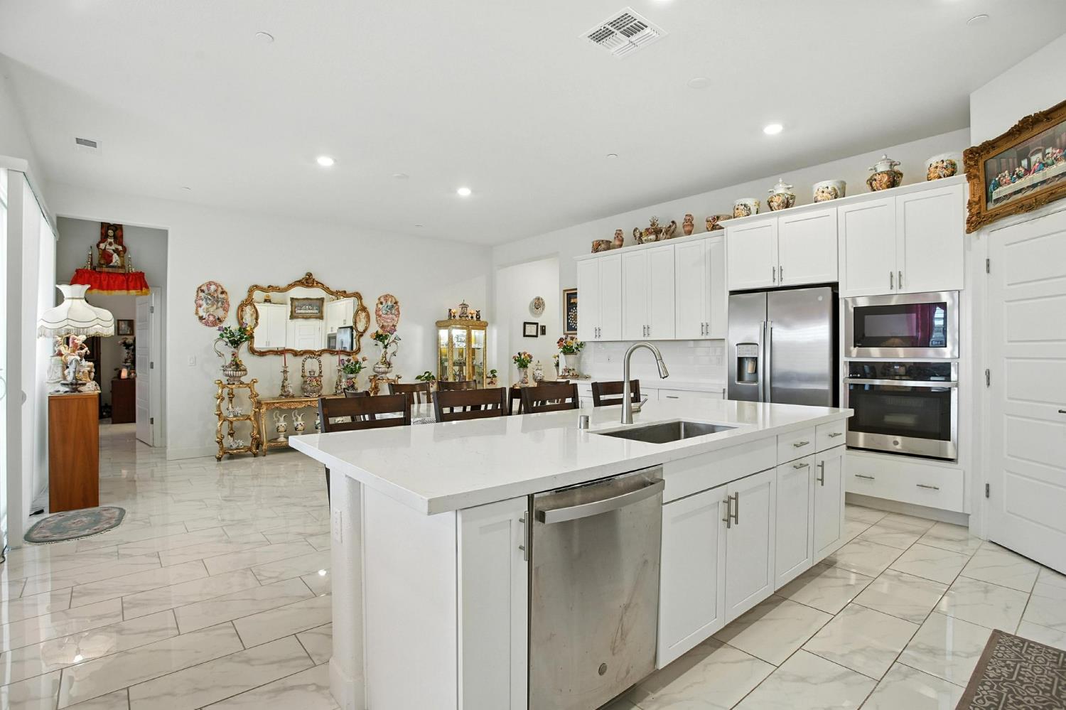 Sacramento, California, 95835, United States, 3 Bedrooms Bedrooms, ,2 BathroomsBathrooms,Residential,For Sale,1972614