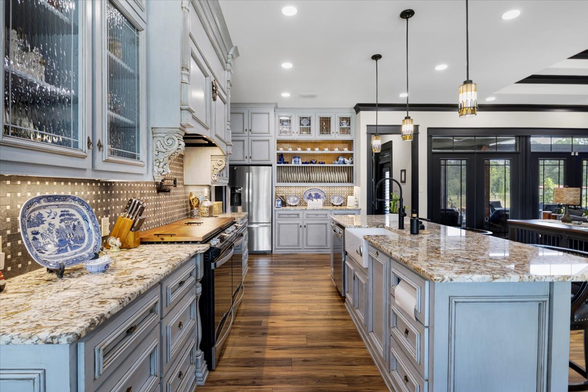 Long Branch, Texas, 75669, United States, 4 Bedrooms Bedrooms, ,4 BathroomsBathrooms,Residential,For Sale,1908688