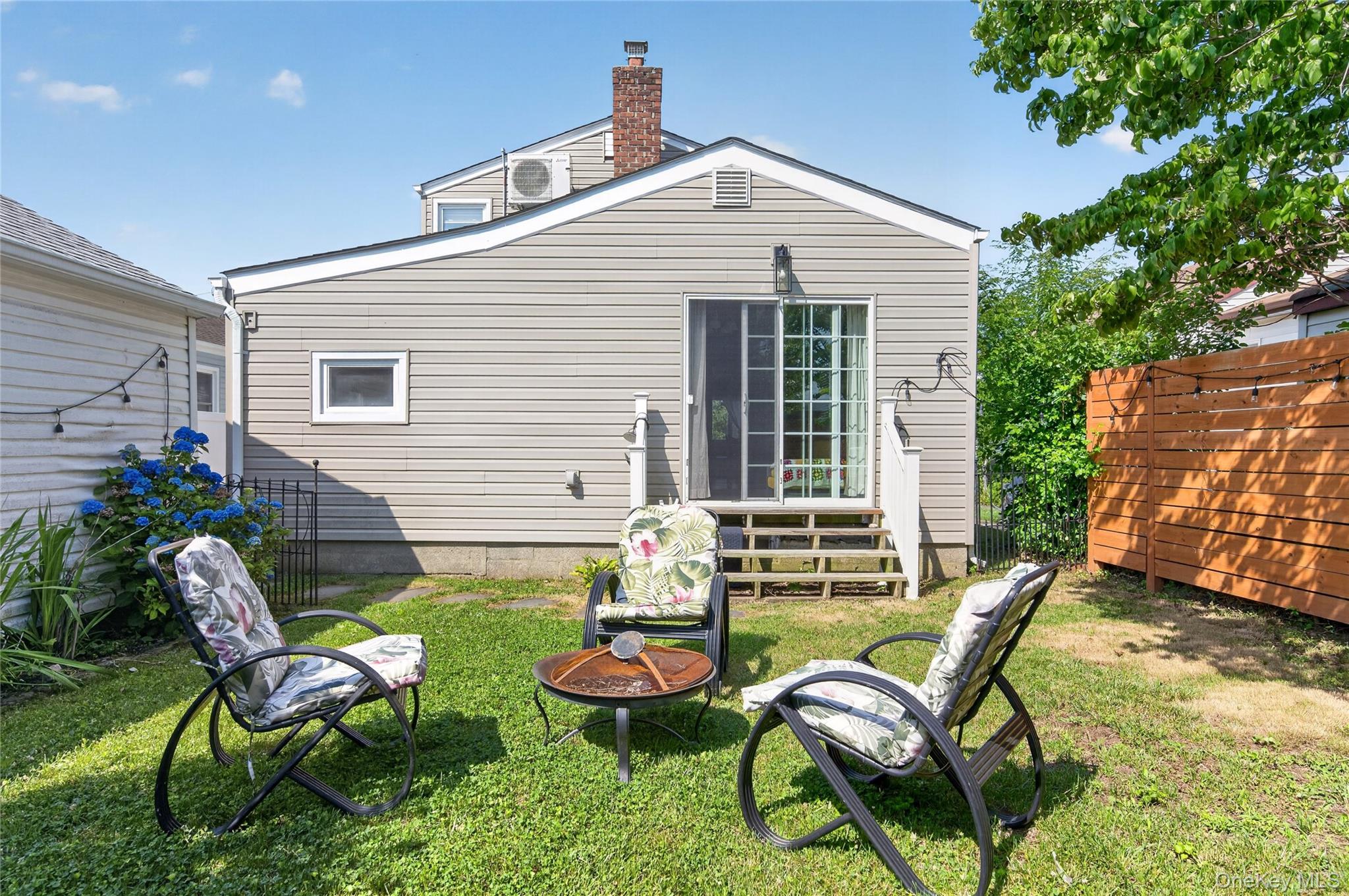  120 Bert Avenue, Westbury, NY, 11590 - 物件實景