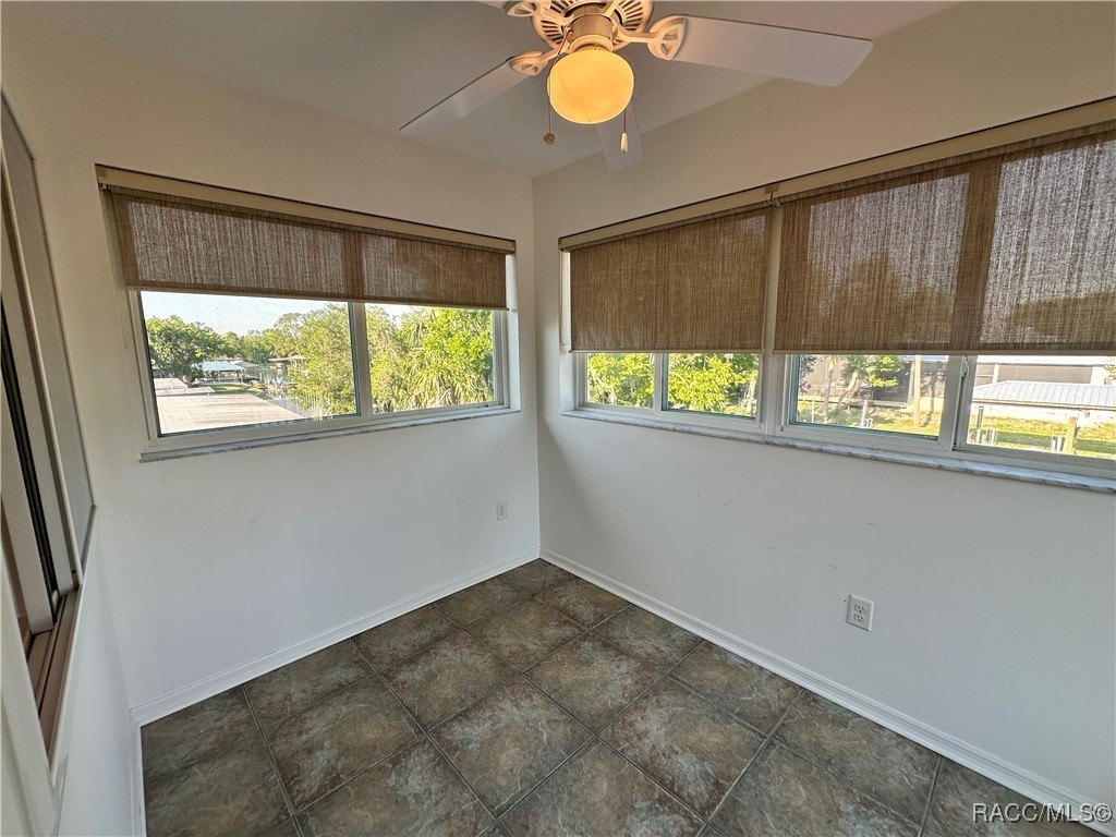 Crystal River, Florida, 34429, United States, 4 Bedrooms Bedrooms, ,3 BathroomsBathrooms,Residential,For Sale,1996734