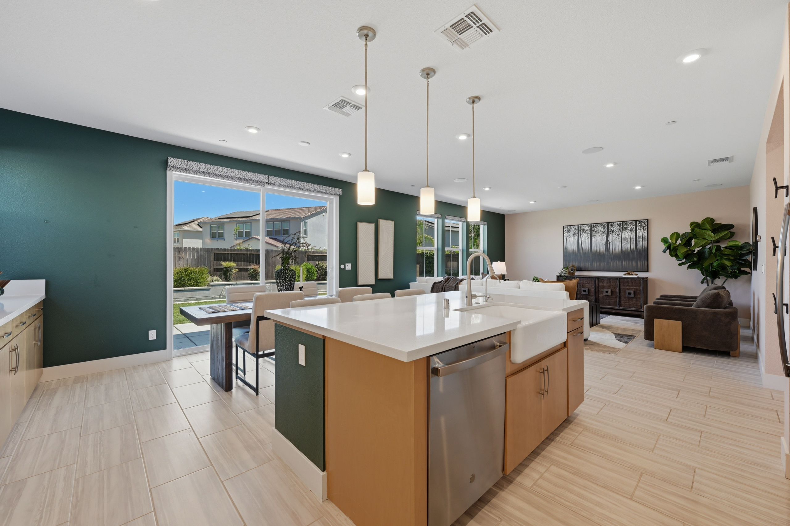  7487 Darque Way, Elk Grove, CA 95757 - 物件實景