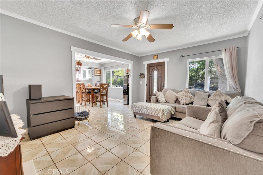 Pasadena, California, 91104, United States, 2 Bedrooms Bedrooms, ,1 BathroomBathrooms,Residential,For Sale,1944799