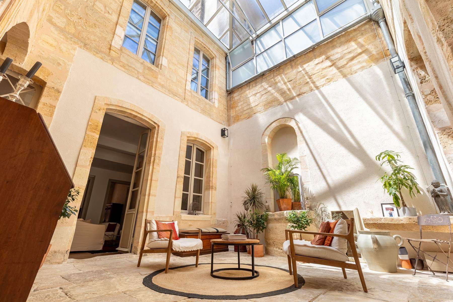  BORDEAUX HEART CHARTRONS – SUMPTUOUS STONE HOUSE 270M² - 5 BEDROOMS - TERRACE  … - 物件實景