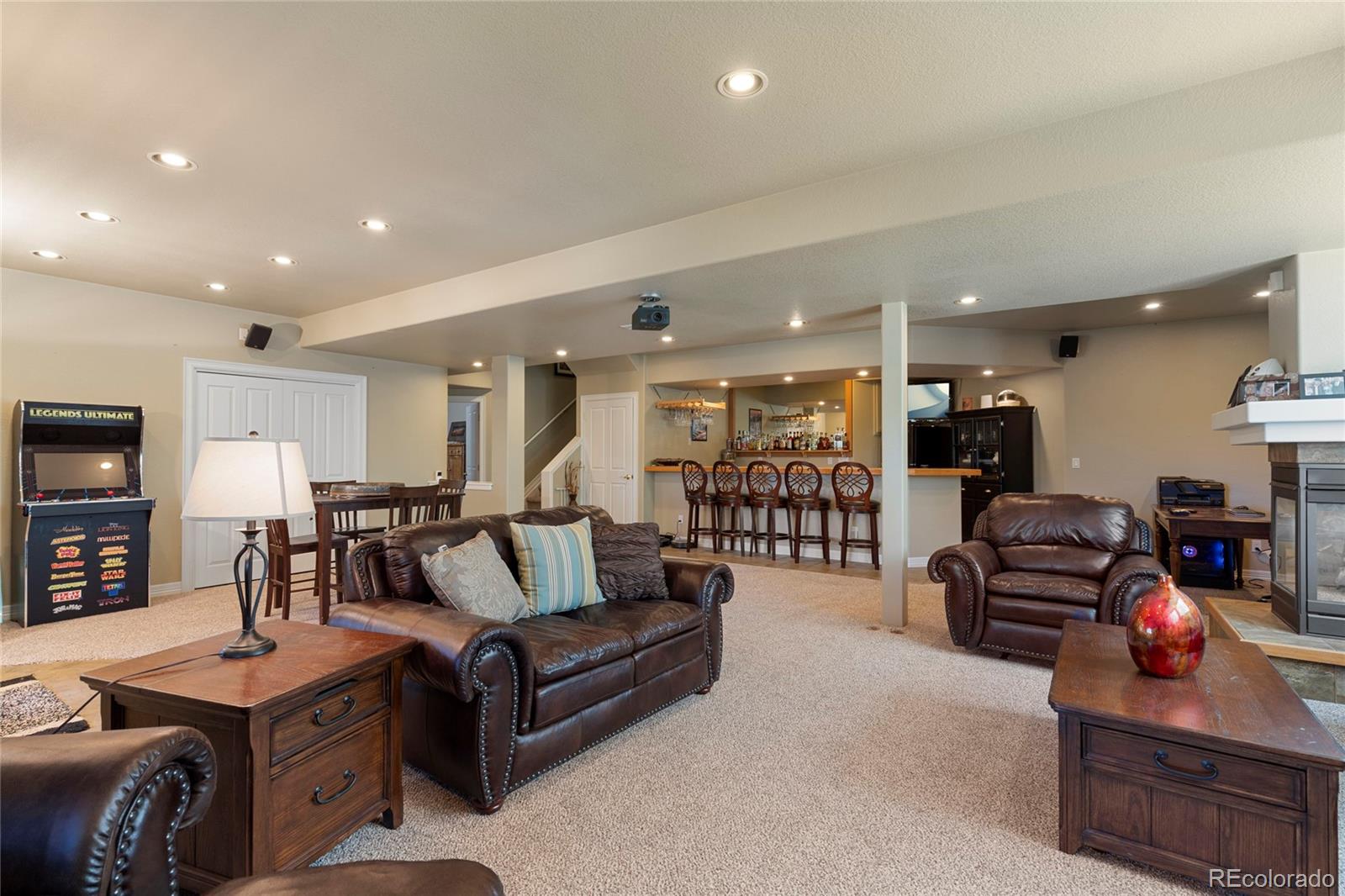 Centennial, Colorado, 80016, United States, 5 Bedrooms Bedrooms, ,4 BathroomsBathrooms,Residential,For Sale,1838823