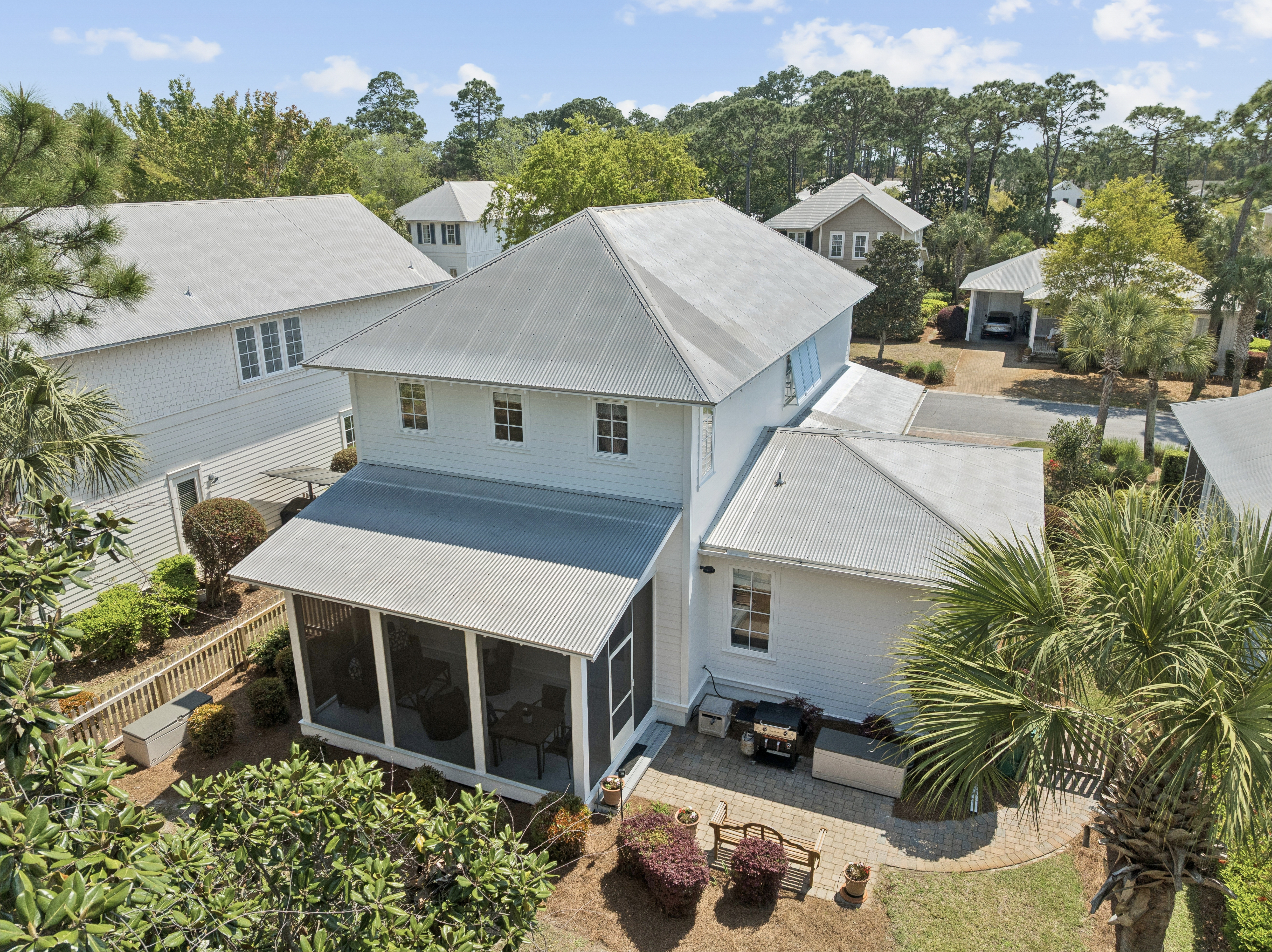  Timless Sophistication With Modern Updates In Hidden Gem Community - 物件實景