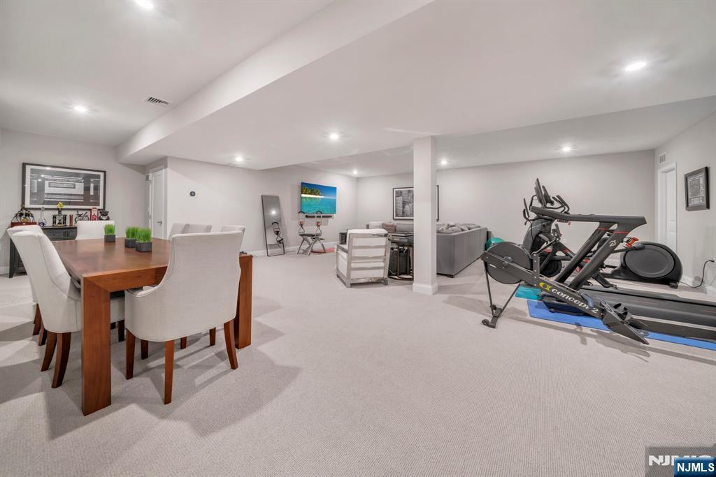 River Vale, New Jersey, 07675, United States, 3 Bedrooms Bedrooms, ,5 BathroomsBathrooms,Residential,For Sale,1906590