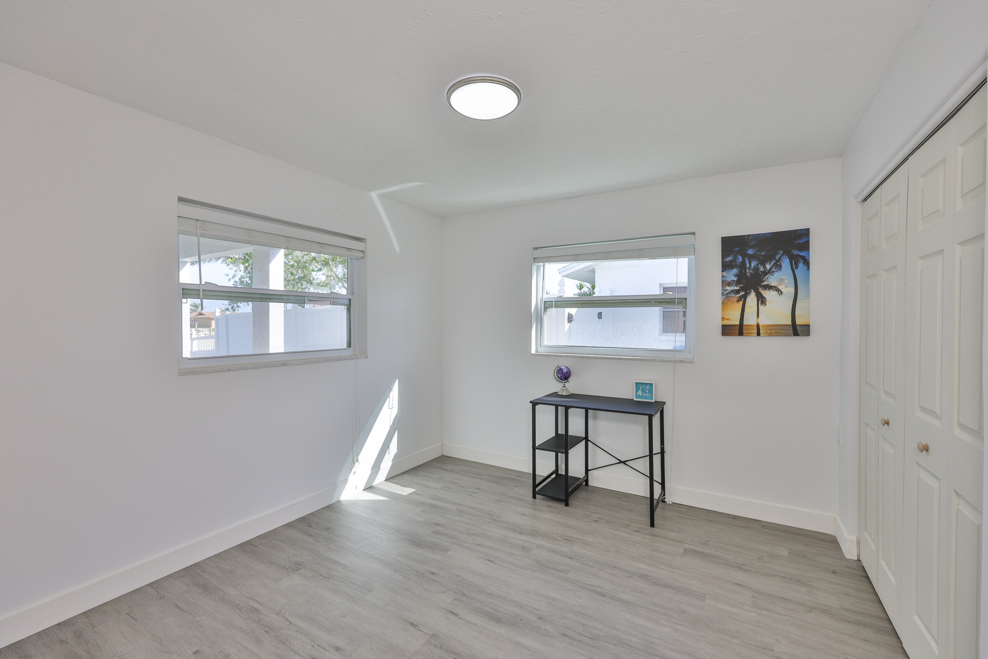 Treasure Island, Florida, 33706, United States, 3 Bedrooms Bedrooms, ,2 BathroomsBathrooms,Residential,For Sale,1982782