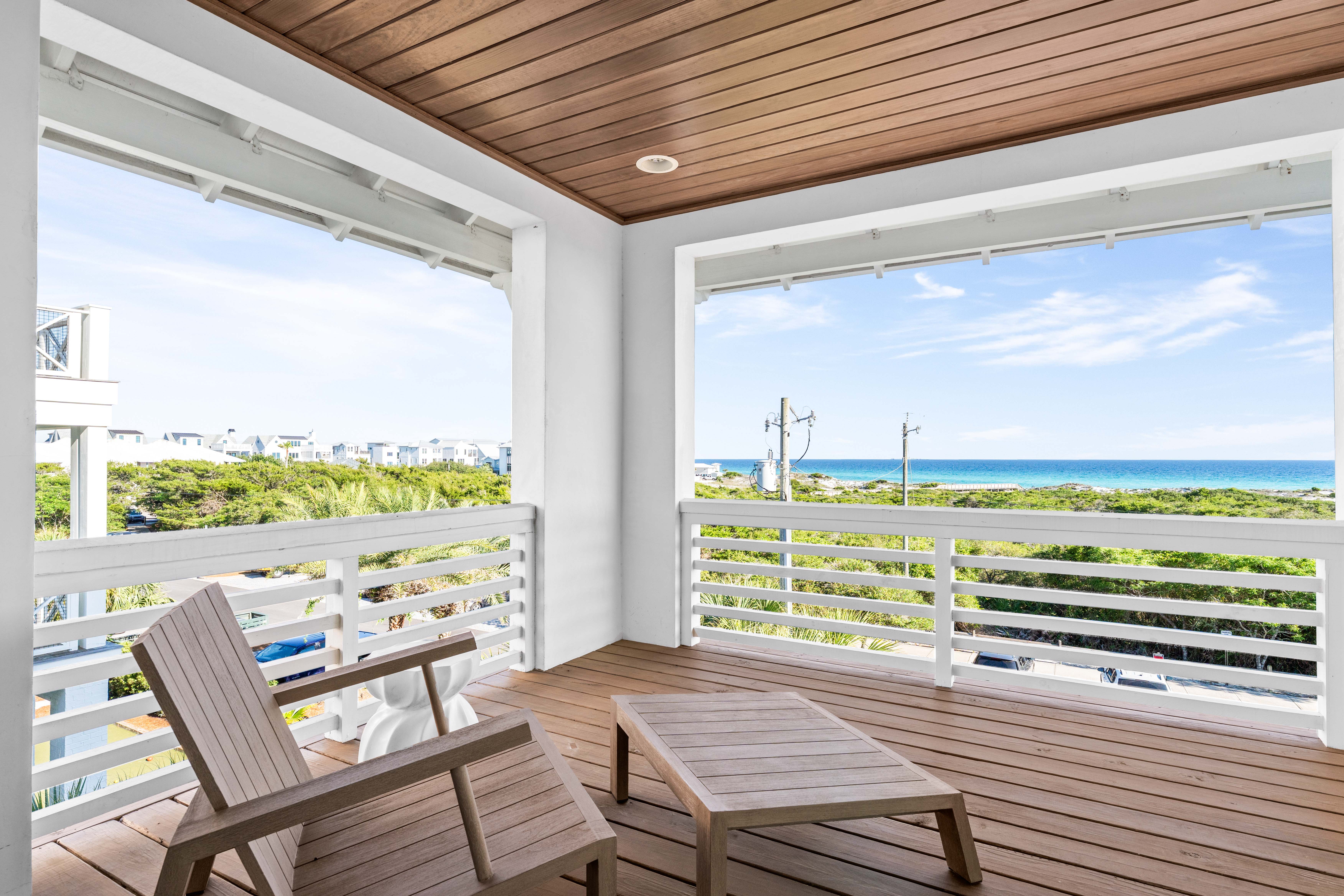  Modern Coastal Elegance with Rooftop Pool & Sweeping Gulf Views - 物件實景
