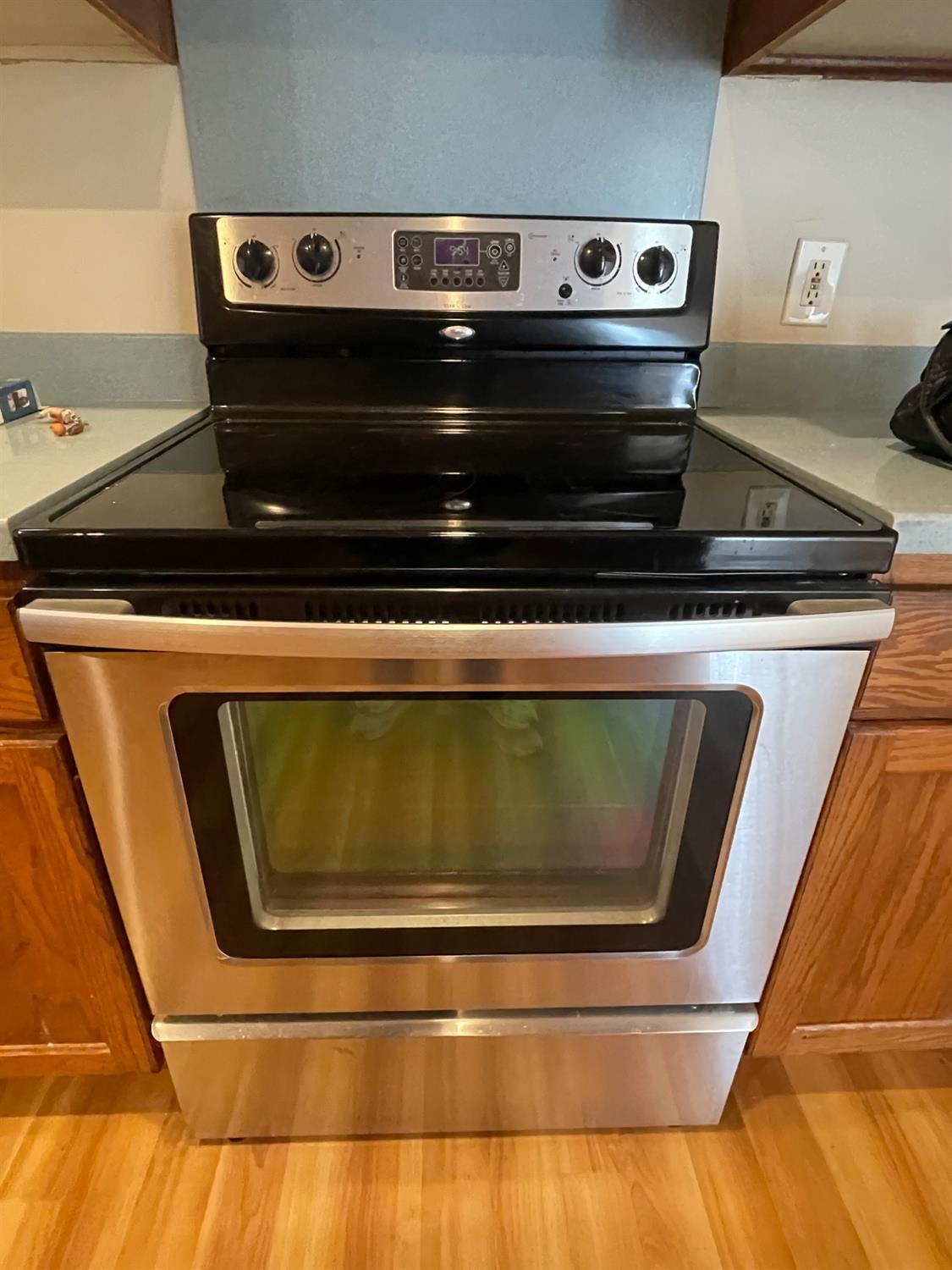 Concord, California, 94521, United States, 3 Bedrooms Bedrooms, ,2 BathroomsBathrooms,Residential,For Sale,2005120