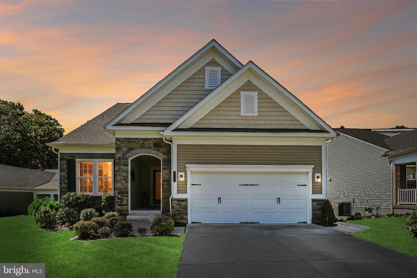 FREDERICKSBURG, Virginia, 22406, United States, 4 Bedrooms Bedrooms, ,4 BathroomsBathrooms,Residential,For Sale,1988261