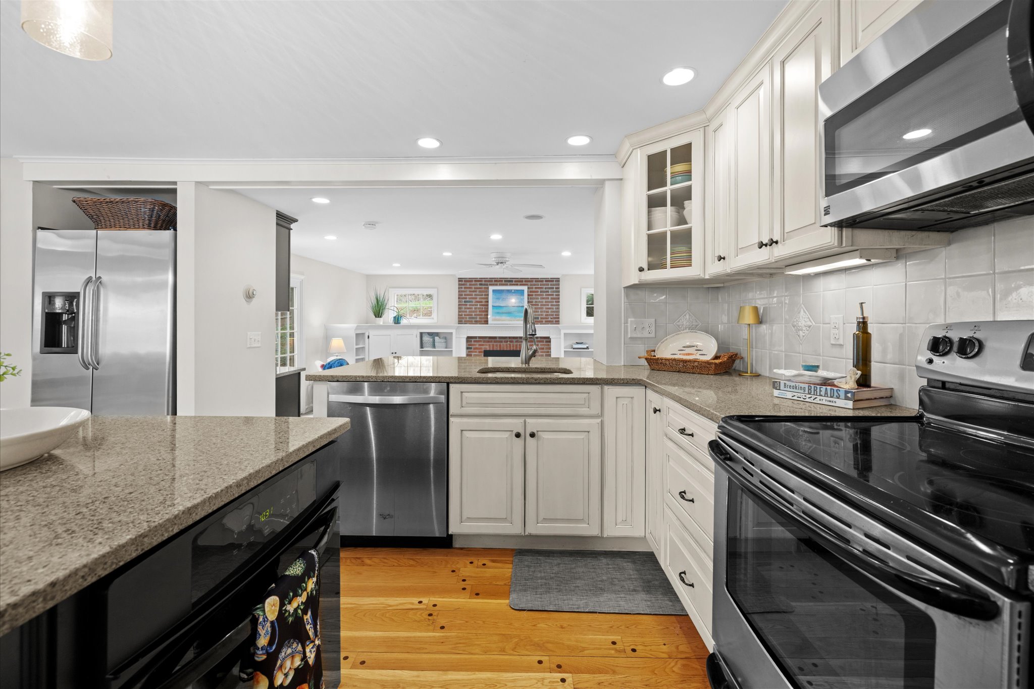  23 Mayflower Ln, Duxbury - 物件實景