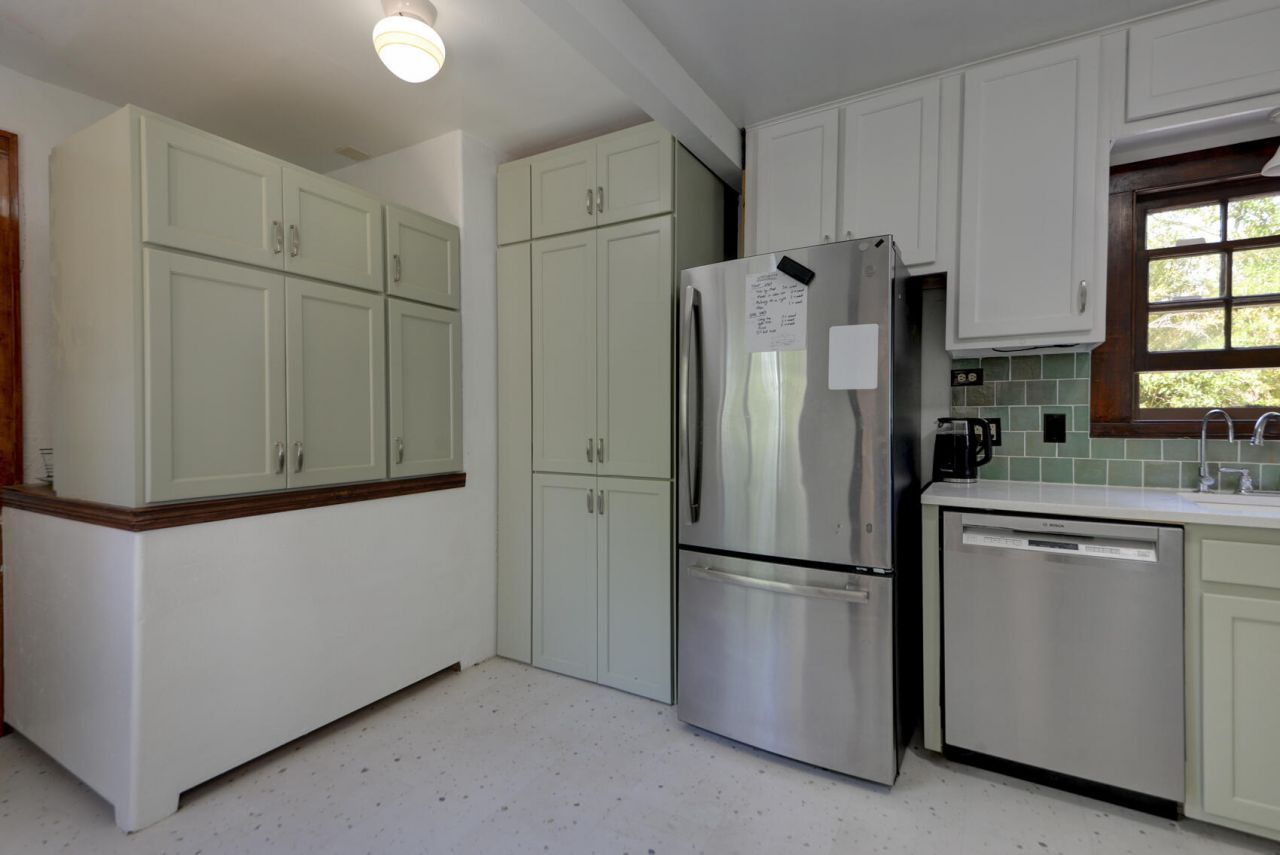 Albuquerque, New Mexico, 87108, United States, 3 Bedrooms Bedrooms, ,3 BathroomsBathrooms,Residential,For Sale,1902192