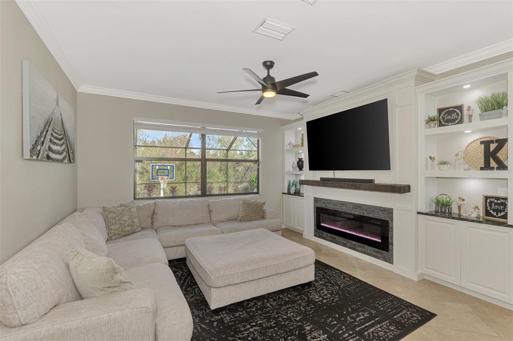 Venice, Florida, 34293, United States, 5 Bedrooms Bedrooms, ,3 BathroomsBathrooms,Residential,For Sale,1705065