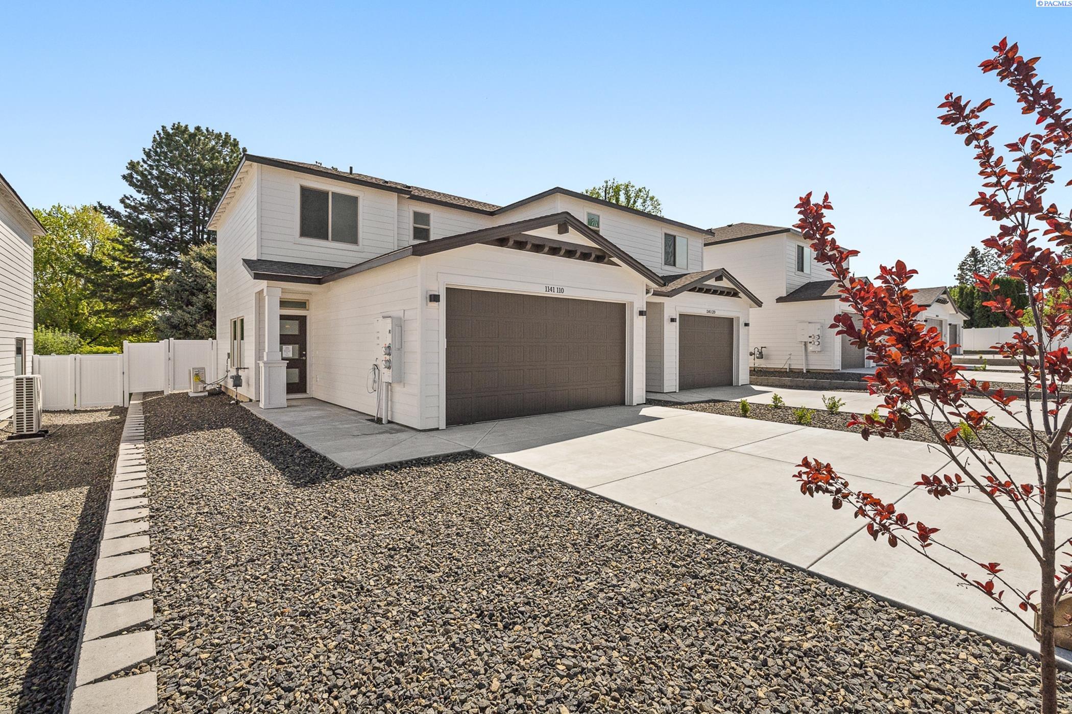 Kennewick, Washington, 99337, United States, 6 Bedrooms Bedrooms, ,Residential,For Sale,1941578