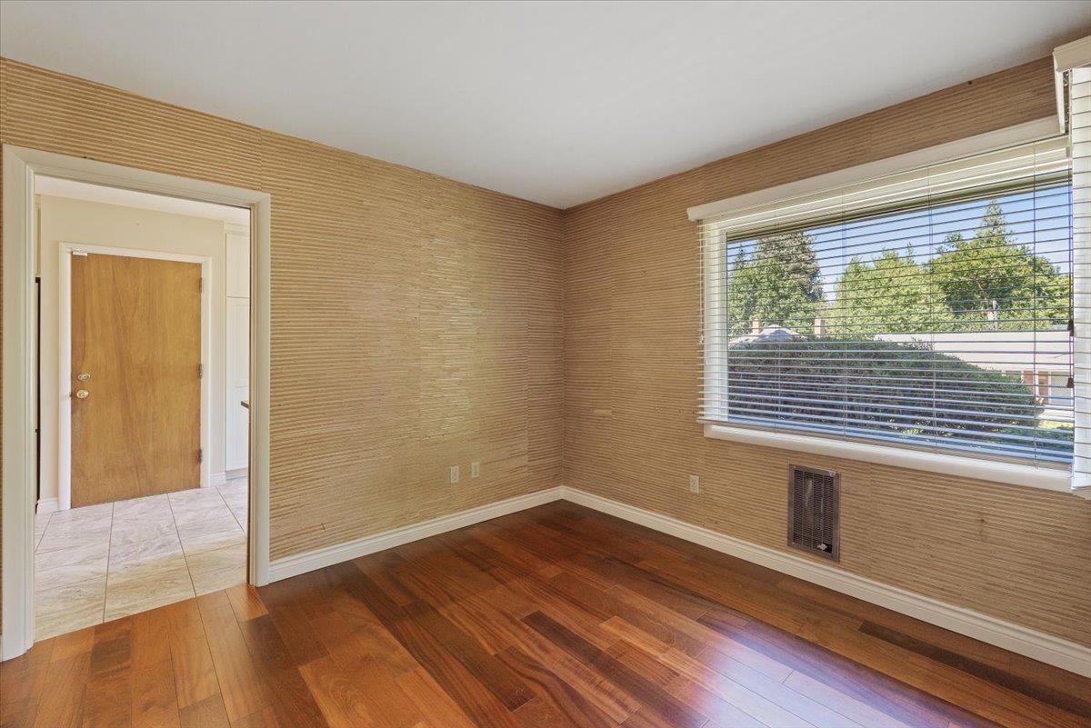 Spokane, Washington, 99203, United States, 2 Bedrooms Bedrooms, ,2 BathroomsBathrooms,Residential,For Sale,1913433