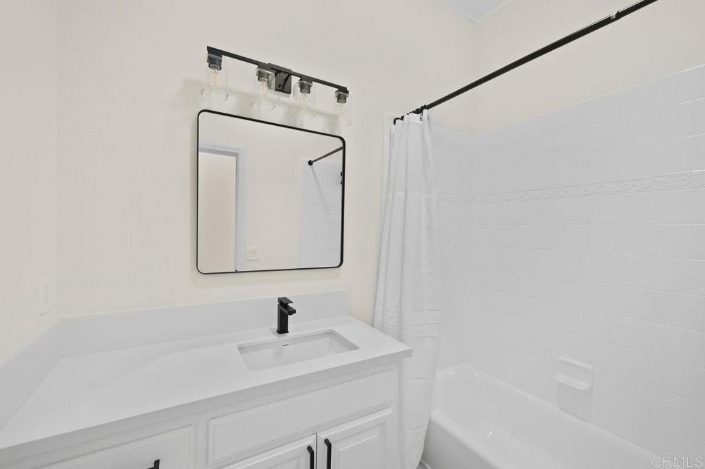 Alpine, California, 91901, United States, 4 Bedrooms Bedrooms, ,4 BathroomsBathrooms,Residential,For Sale,1905868