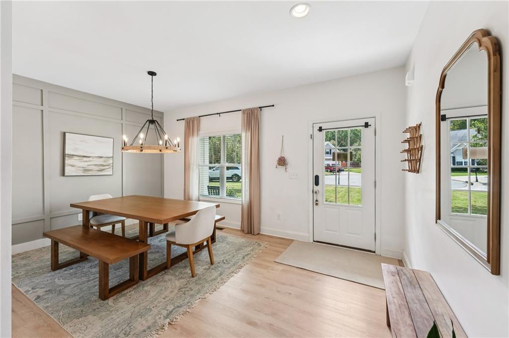 Canton, Georgia, 30114, United States, 6 Bedrooms Bedrooms, ,4 BathroomsBathrooms,Residential,For Sale,1978205