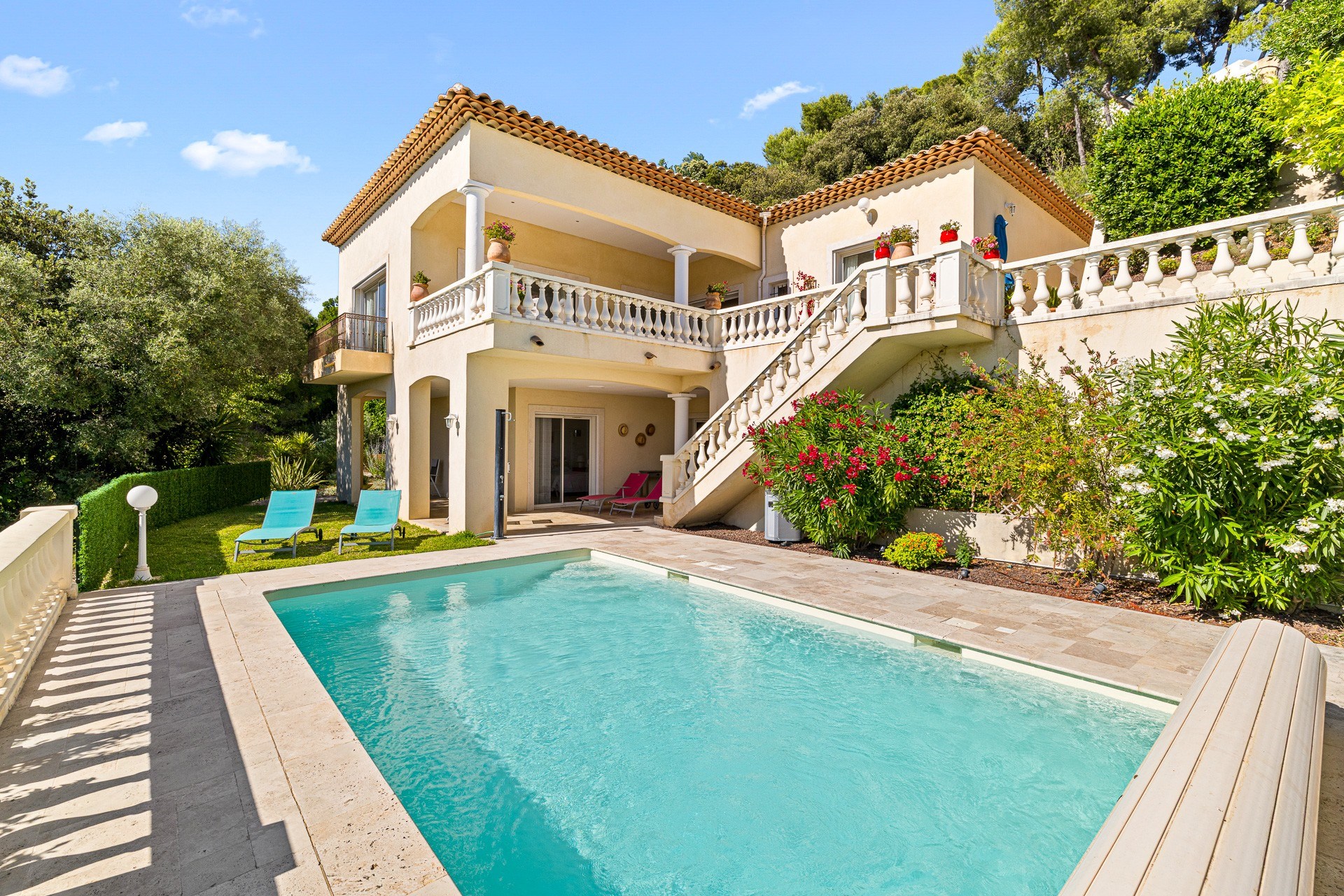  Neo-Provençal villa with sea views in Les Collettes, Cagnes-sur-Mer - 物件實景
