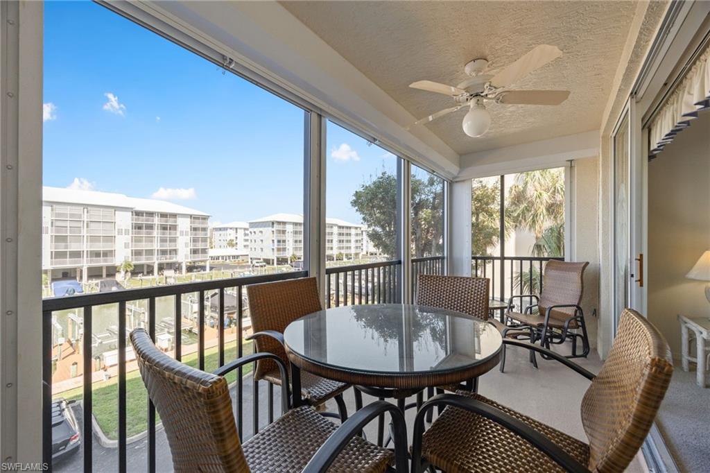 Fort Myers Beach, Florida, 33931, United States, 2 Bedrooms Bedrooms, ,2 BathroomsBathrooms,Residential,For Sale,1787356