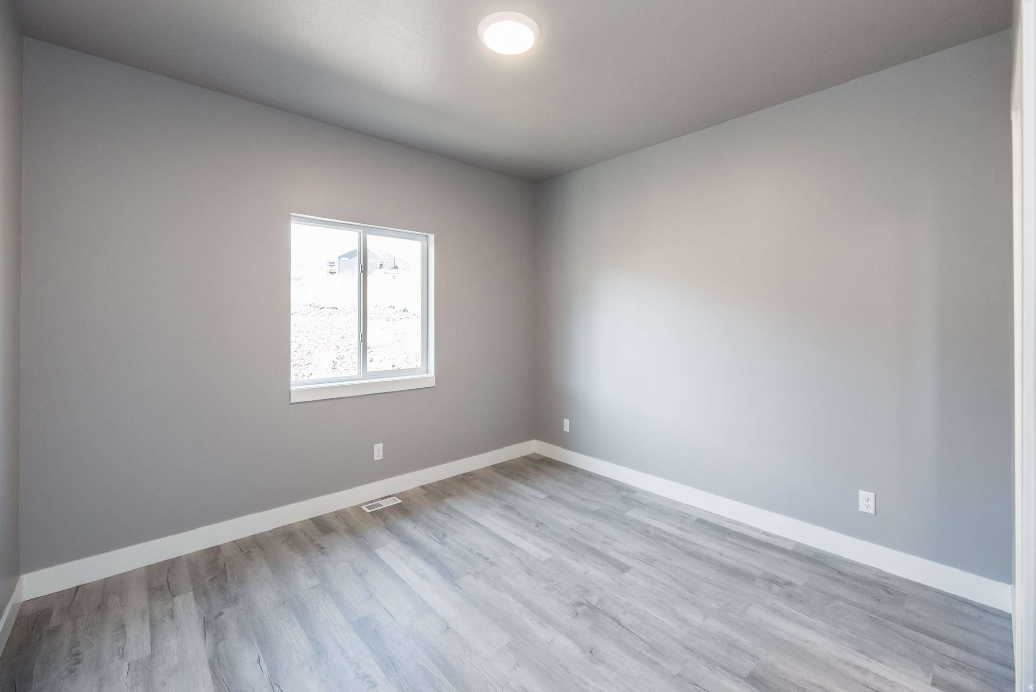 North Logan, Utah, 84341, United States, 4 Bedrooms Bedrooms, ,3 BathroomsBathrooms,Residential,For Sale,2001487